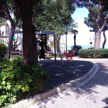 Casa Rosa Con Giardino شقة سيتارا
